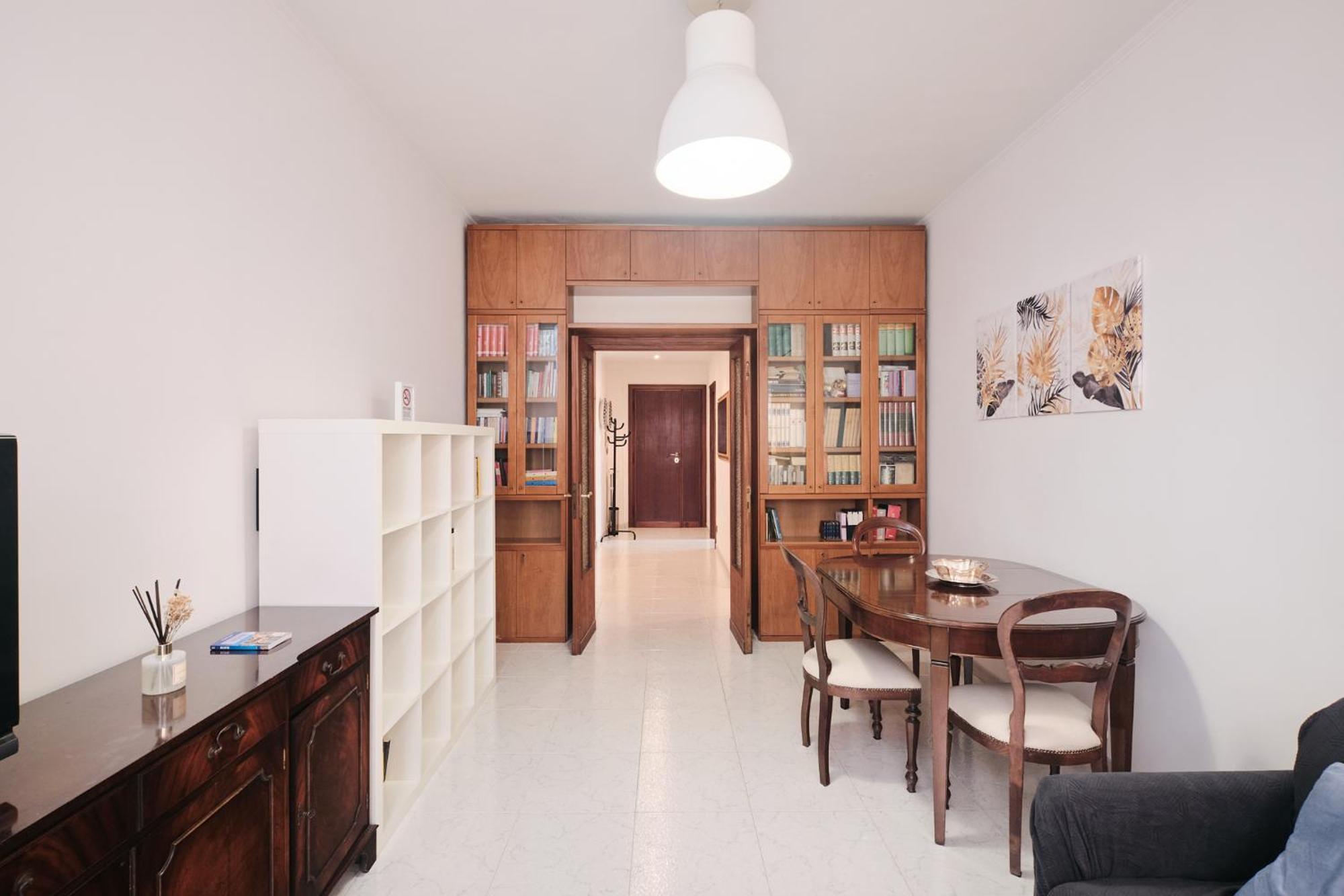 Parcheggio Gratuito, Wi-fi -netflix & Ac Apartment Rom